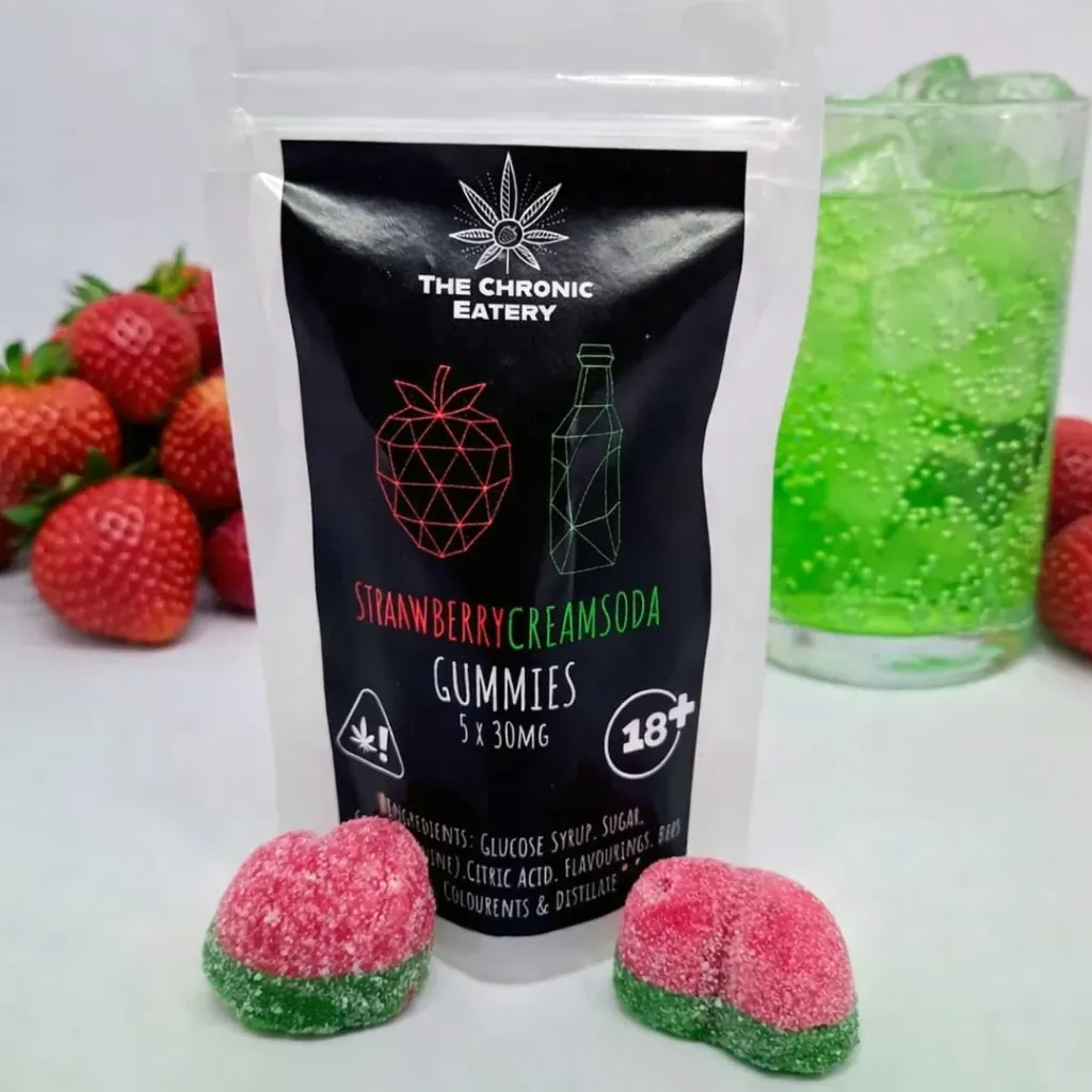 Dual-Flavoured Heart-Shaped Gummies - Strawberry/Cream Soda 150mg (5x30mg)